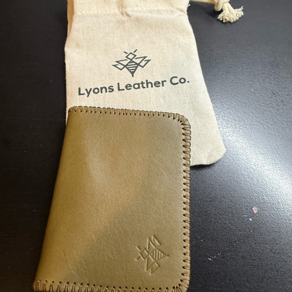 Lyons Leather Co. Limited Edition Sage Everyday Wallet